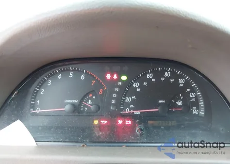 2004 Toyota Camry Le z USA, uszkodzony, nr VIN 4T1BE32K64U359664